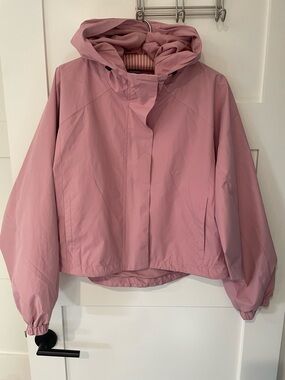 New Balance Women's Cropped Rose Utility Jacket